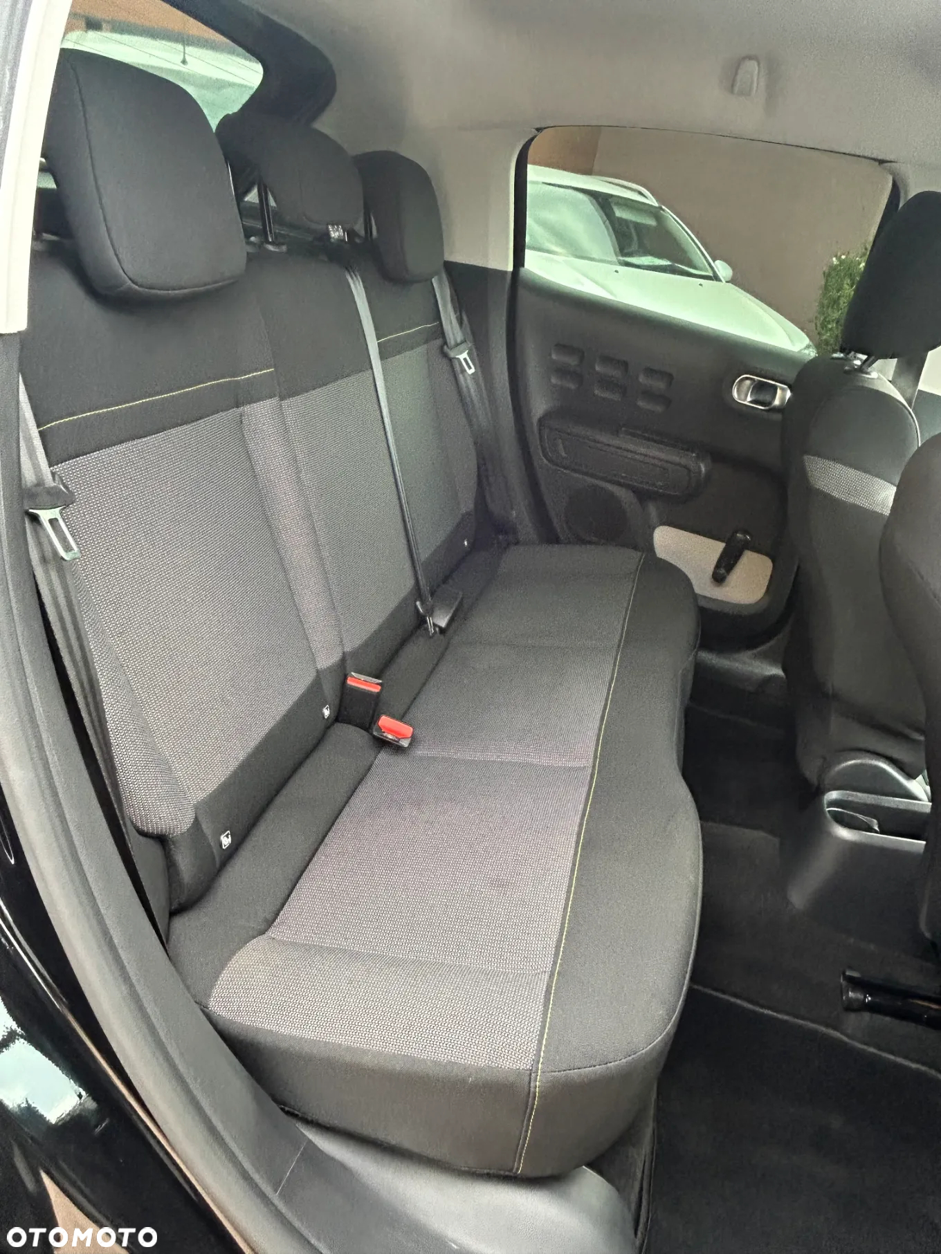 Citroën C3 Pure Tech 82 SHINE - 15