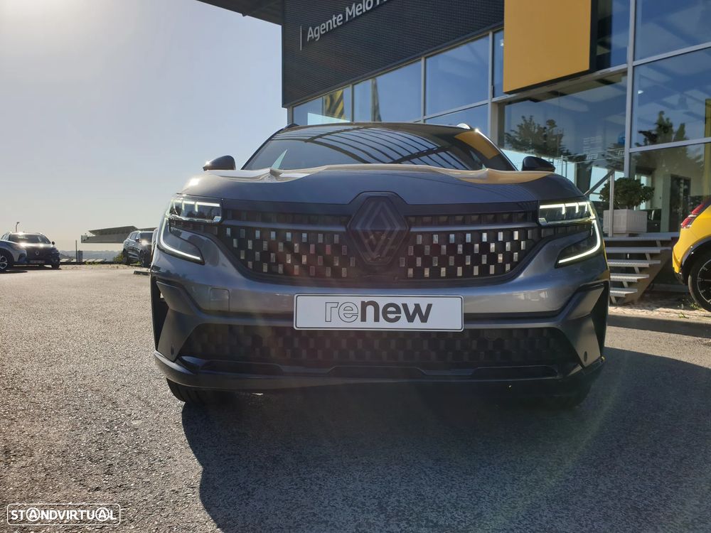 Renault Austral 1.2 E-Tech Iconic Espirit - 3