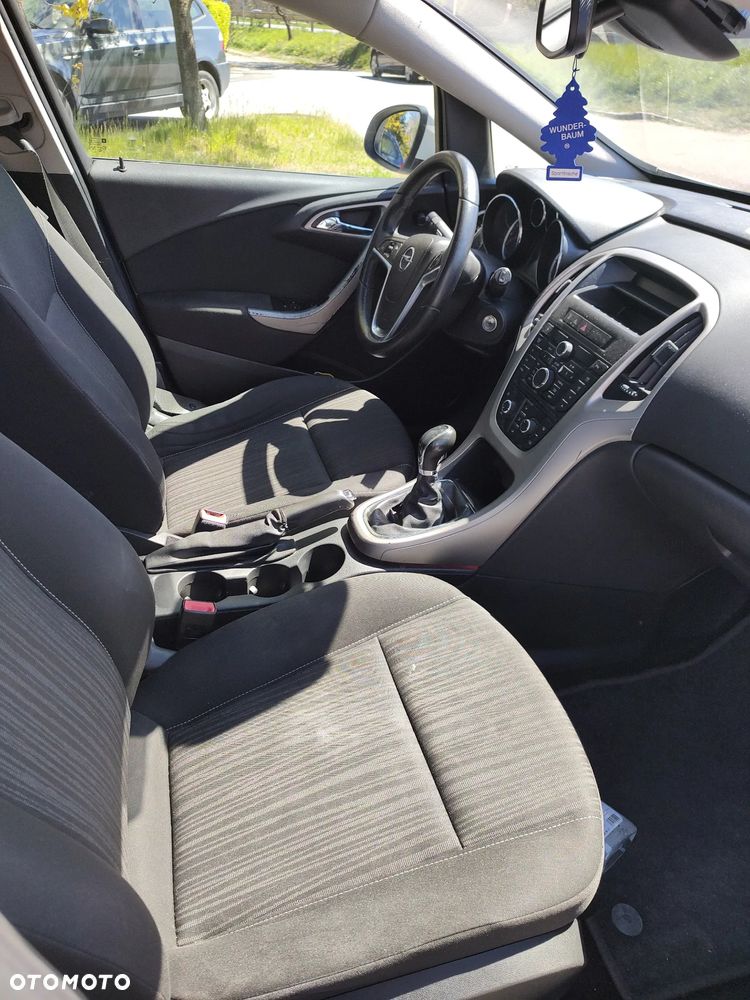 Opel Astra - 9