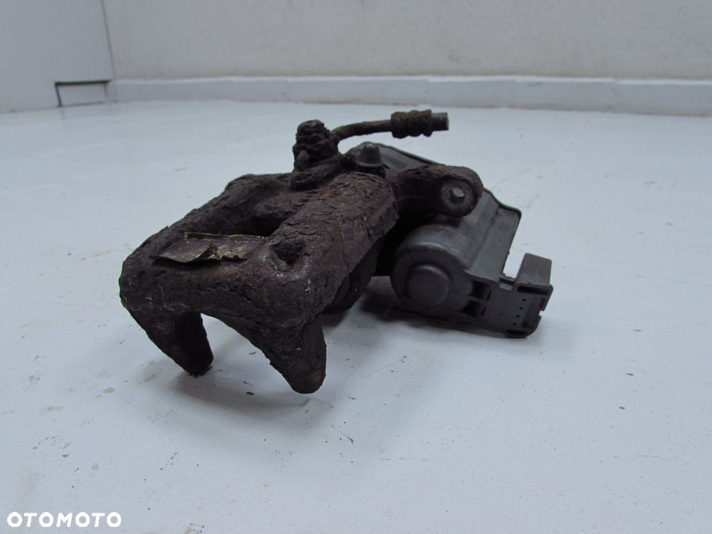 PEUGEOT 308 II T9 13-17 ZACISK HAMULCOWY TYL PRAWY 9800229080 - 2