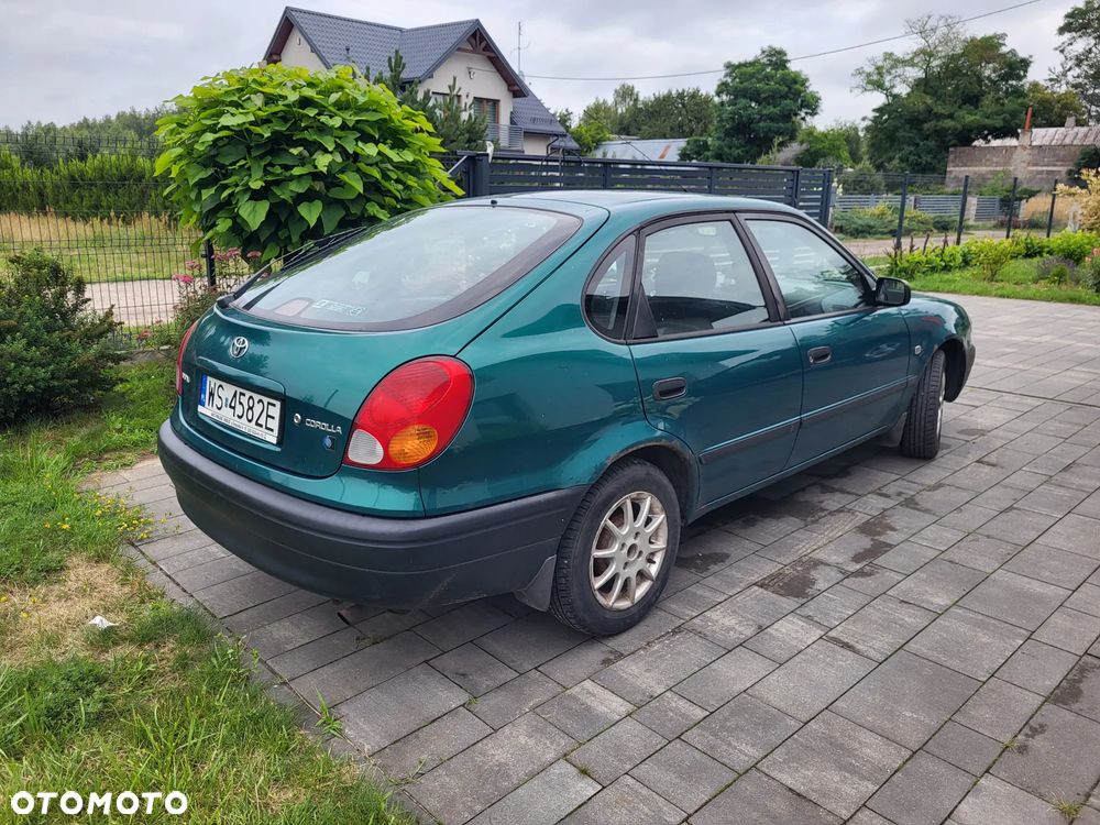 Toyota Corolla 1.4 Terra1 - 2