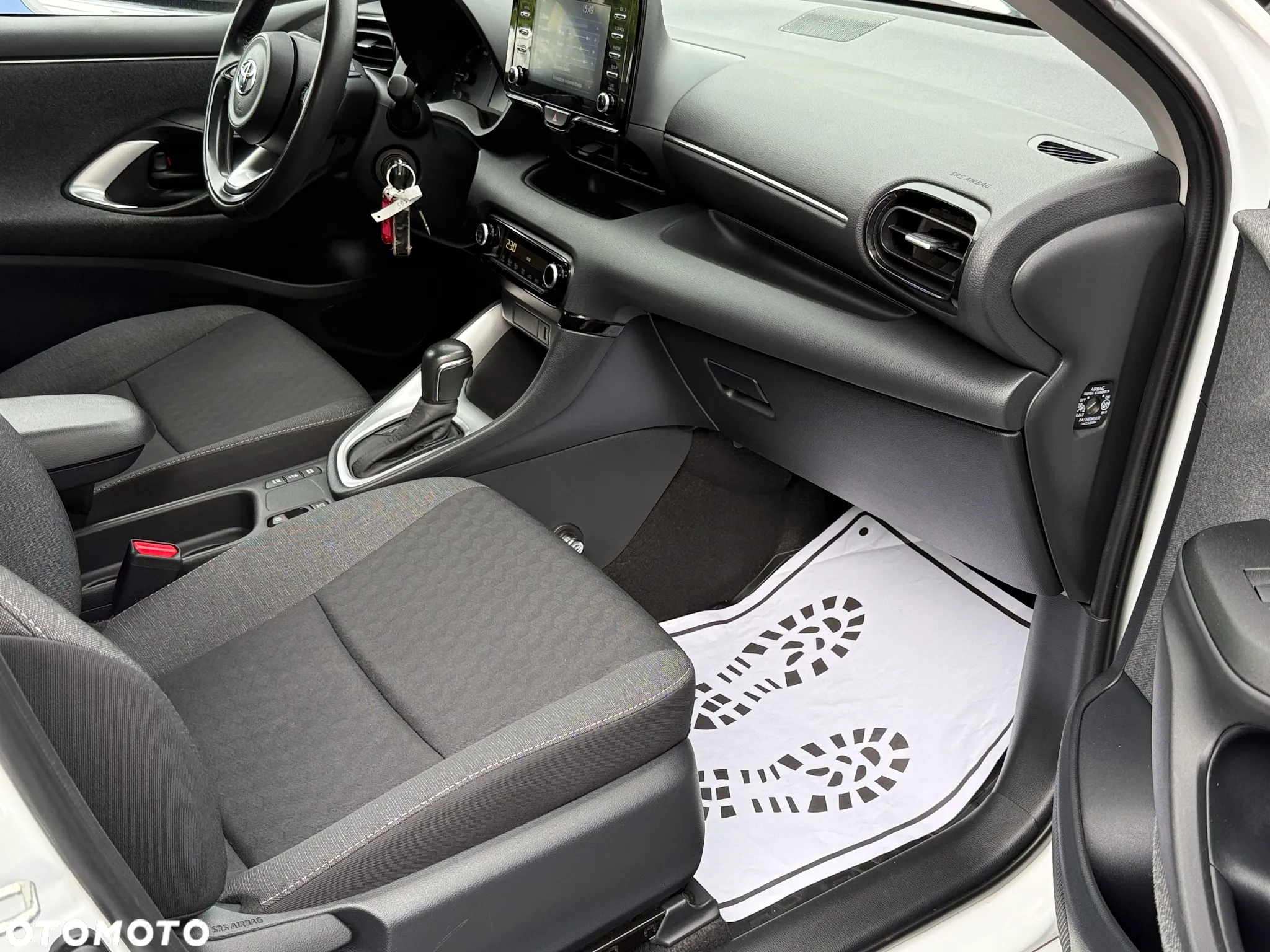 Toyota Yaris Hybrid 1.5 Comfort - 17