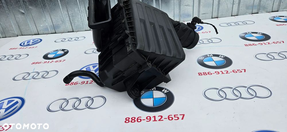 Audi Q3 83A 2.0 TDI Kompletna obudowa filtra powietrza z dolotem 5Q0129618N 5Q0129607AA - 4
