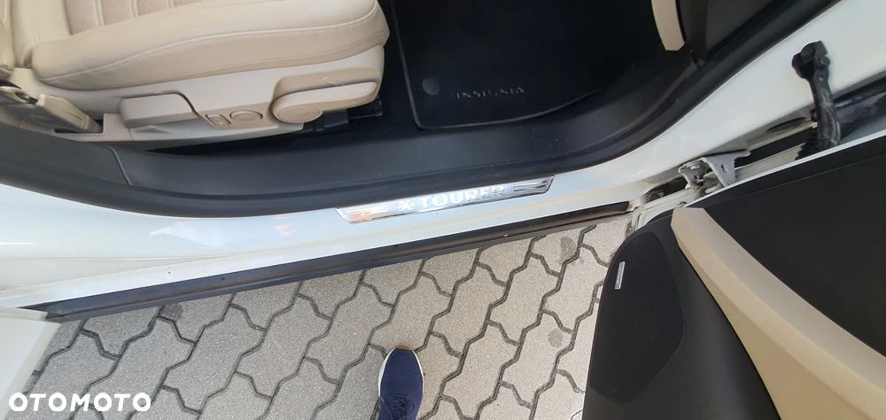 Opel Insignia 2.0 CDTI 4x4 Country Tourer - 31