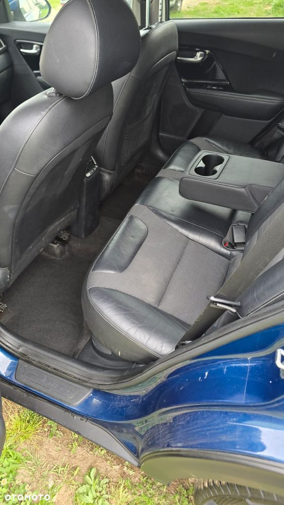 Kia Niro 1.6 GDI HEV 2WD OPF Edition 7 - 6
