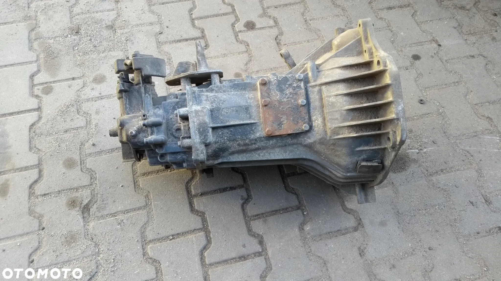 8877894 Skrzynia biegów z montażem Iveco Daily IV 2.3 HPI Euro 5  SKRZYNIA BIEGÓW 8877894 - 2