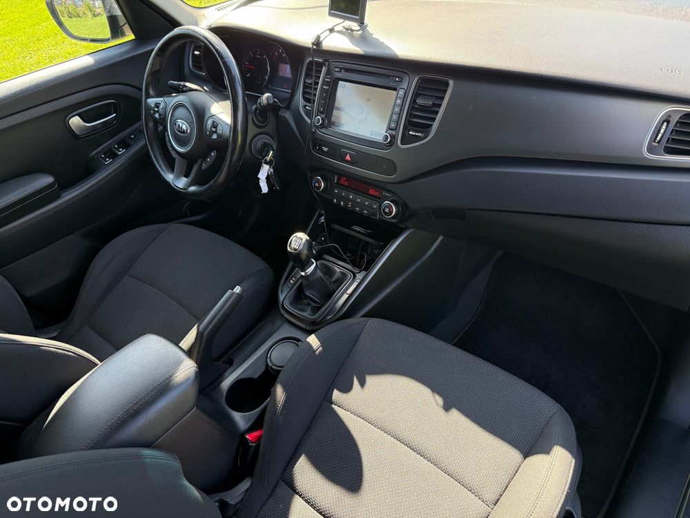 Kia Carens 1.7 CRDi L - 27