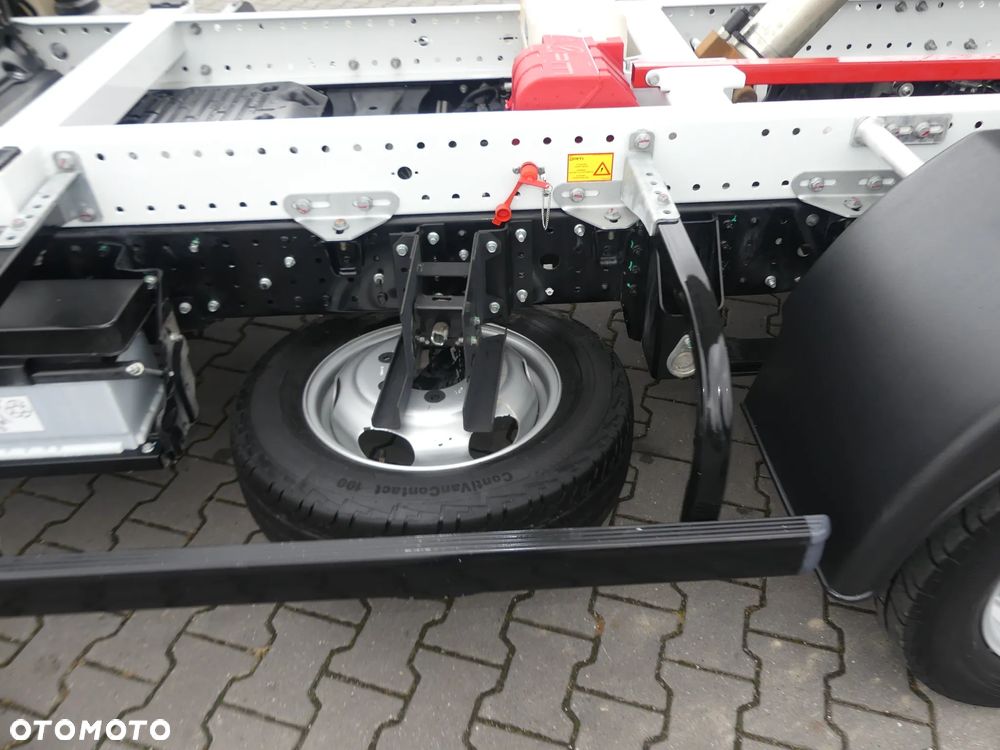 Mitsubishi FUSO CANTER 3C13 / WYWROTKA / SPROWADZONE / 3-OSOBOWE / - 16