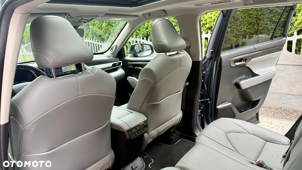 Toyota Highlander - 26