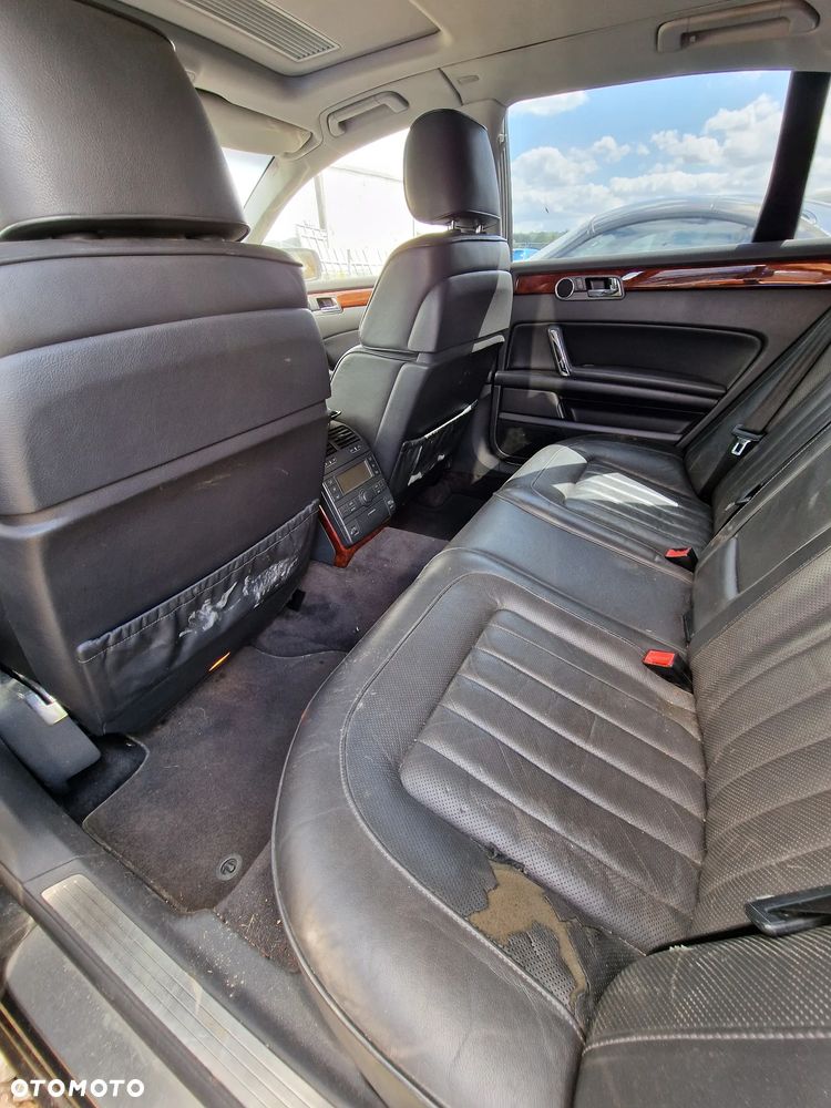 Volkswagen Phaeton 4.2 V8 4Mot (5 os.) - 11