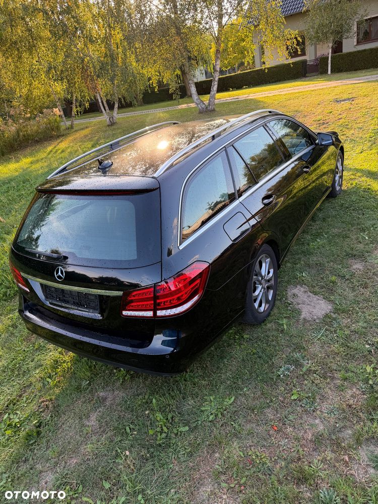 Mercedes-Benz Klasa E 300 CDI DPF BlueEFFICIENCY 7G-TRONIC - 30