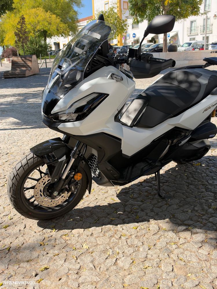 Honda ADV 350 - 1