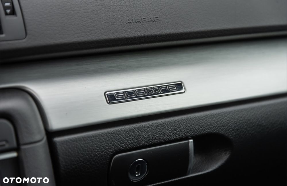 Audi A4 Avant 1.8 T quattro - 11