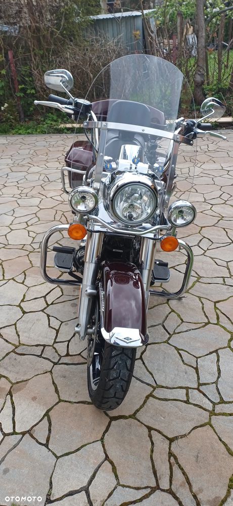 Harley-Davidson Touring Road King - 2