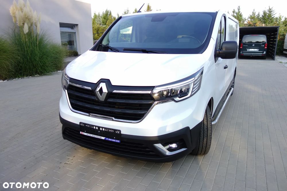 Renault Trafic Long Nowy Model 2.0 Dci 130 KM Klima Kamera Alu - 33