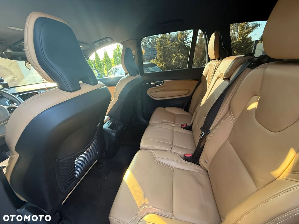 Volvo XC 90 B5 D AWD Momentum Pro 7os - 20