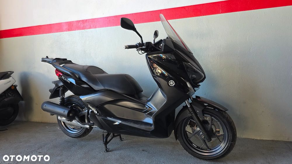 Yamaha X-max - 4