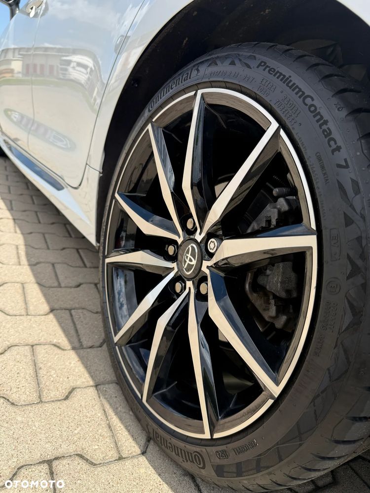 Toyota Corolla 2.0 Hybrid GR Sport Dynamic - 14