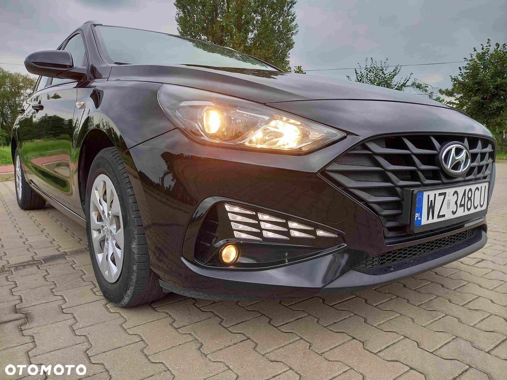 Hyundai i30 1.5 DPI Classic + - 6