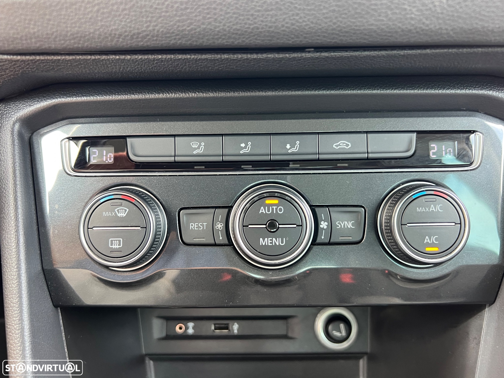 VW Tiguan 1.6 TDI Confortline - 34
