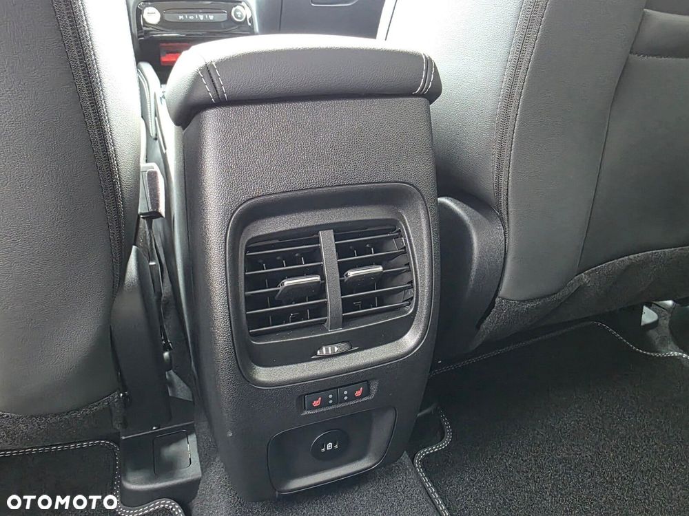 Ford Kuga - 30