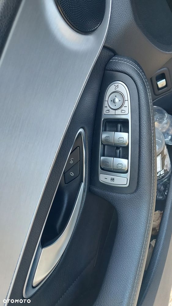 Mercedes-Benz Klasa C 180 (BlueTEC) d 7G-TRONIC AMG Line - 9