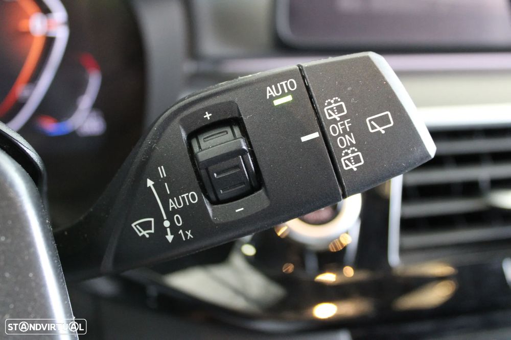 BMW 520 d Pack Desportivo M Auto - 14