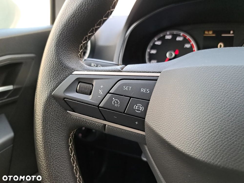 Seat Arona 1.0 TSI Marina S&S DSG - 17