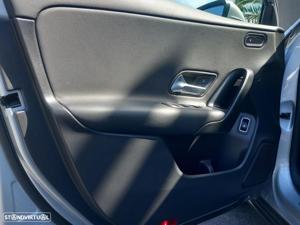 Mercedes-Benz A 250 e Style Plus - 8