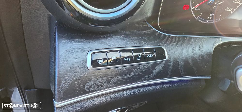 Mercedes-Benz E 53 AMG 4Matic 9G-TRONIC - 11