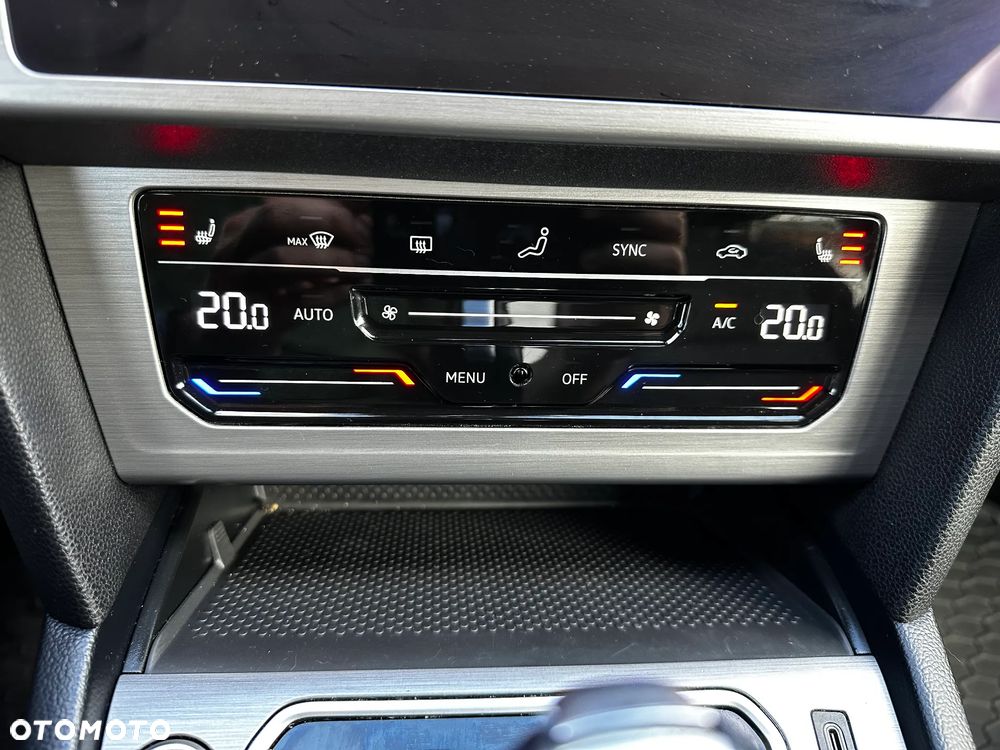 Volkswagen Passat 1.5 TSI EVO Essence DSG - 16