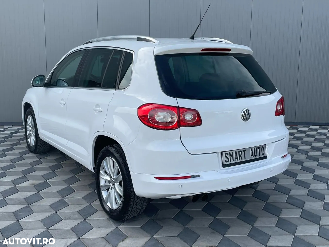 Volkswagen Tiguan 2.0 TDI DPF BlueMotion Technology Life - 4