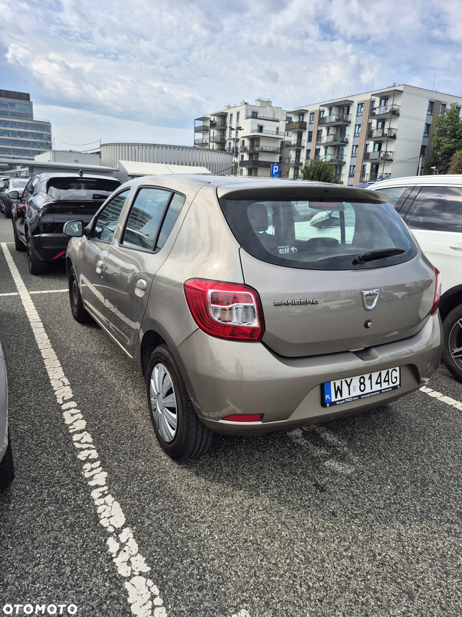 Dacia Sandero 1.2 16V Laureate - 3