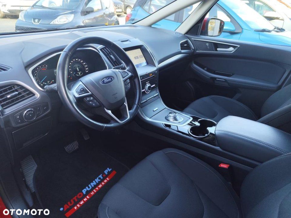 Ford S-Max - 9