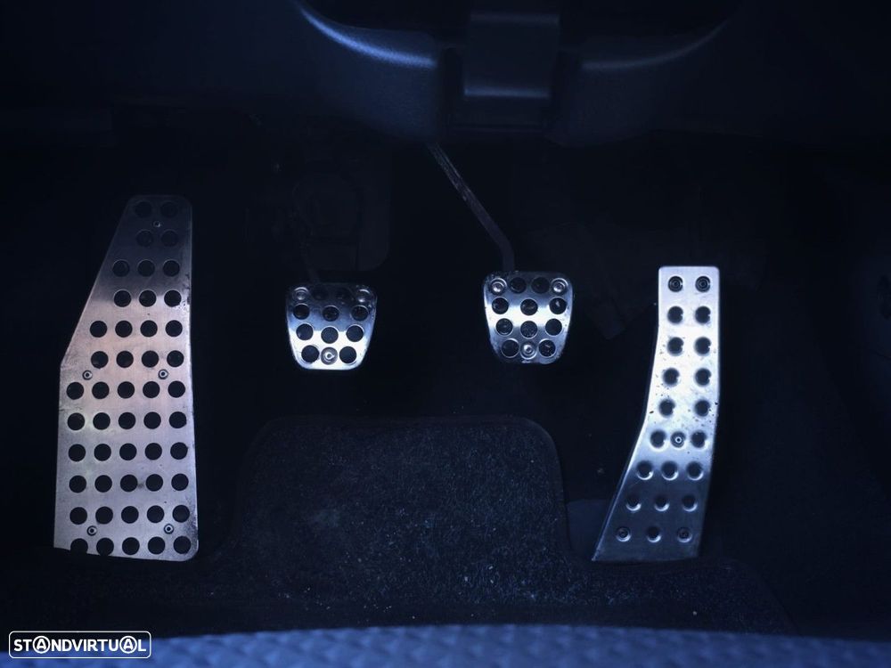 Honda Civic 1.4 i-VTEC Sport - 17