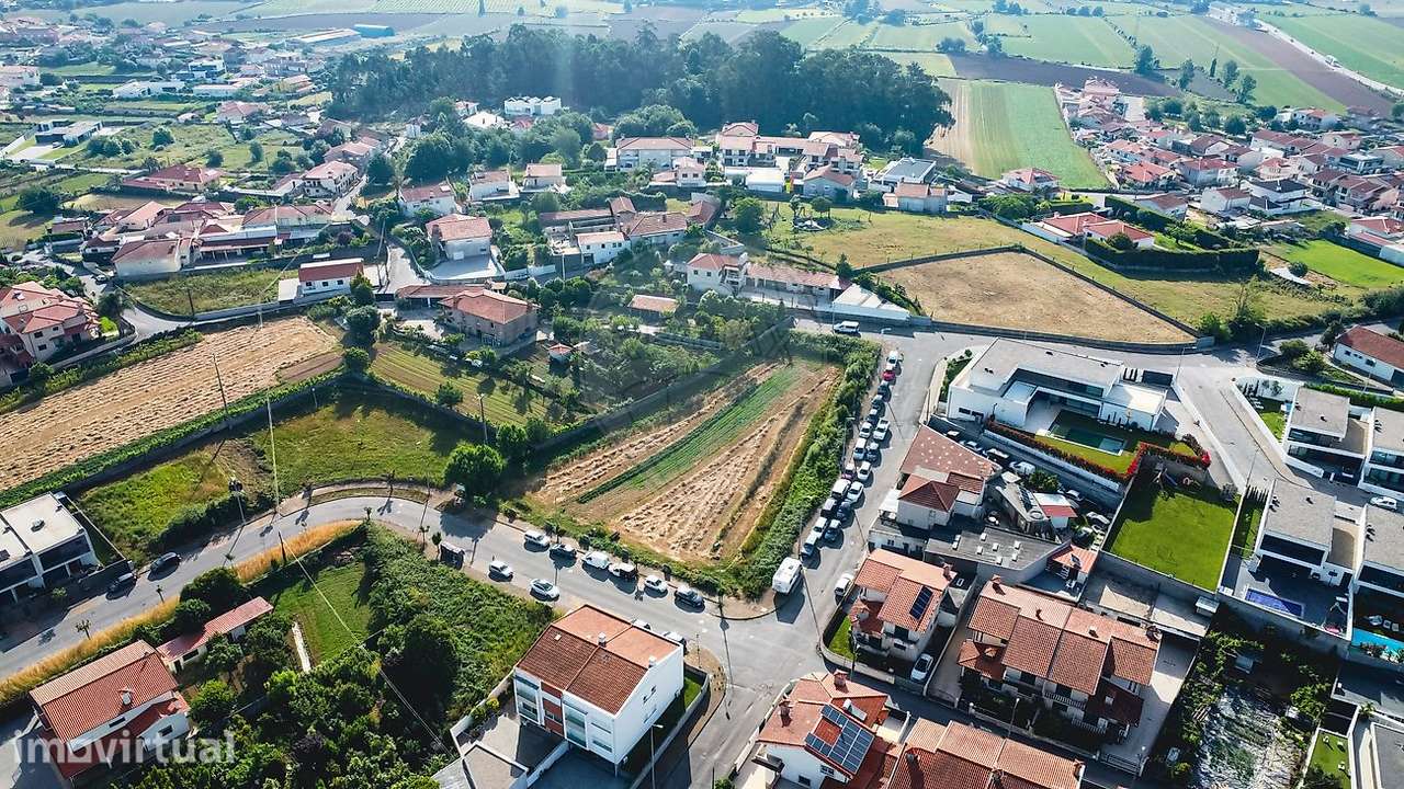 Terreno  para venda - Grande imagem: 2/19