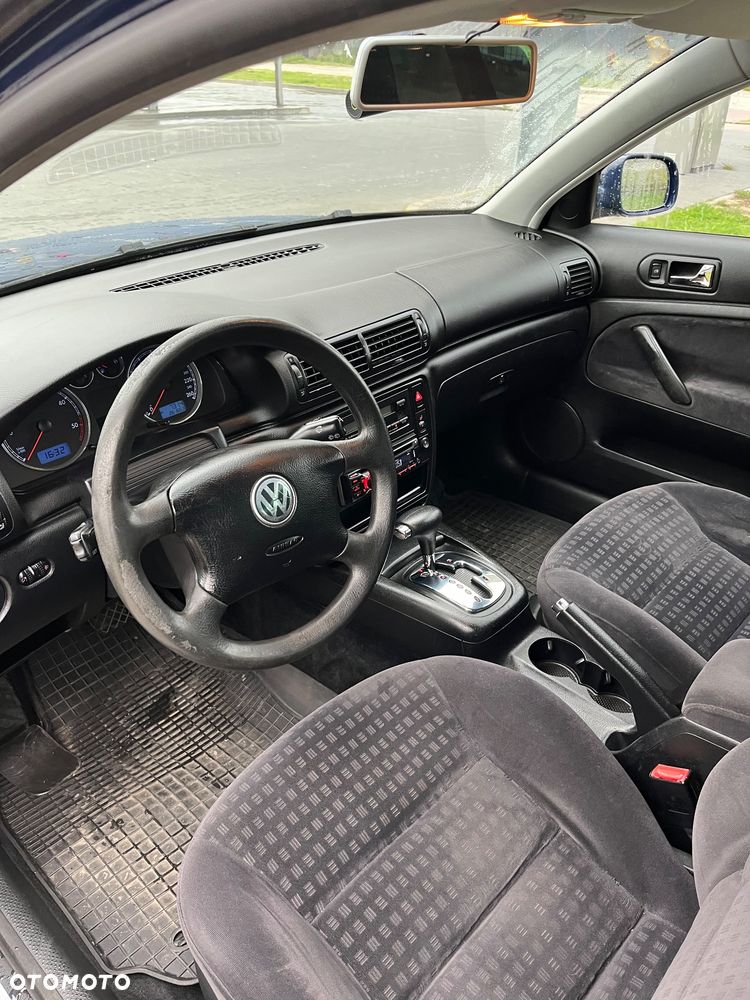 Volkswagen Passat 2003 photo 4