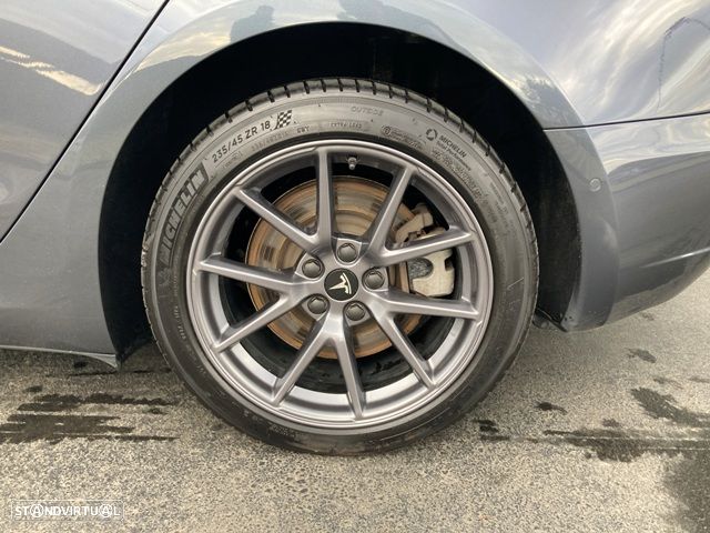 Tesla Model 3 Long Range Tração Integral - 11