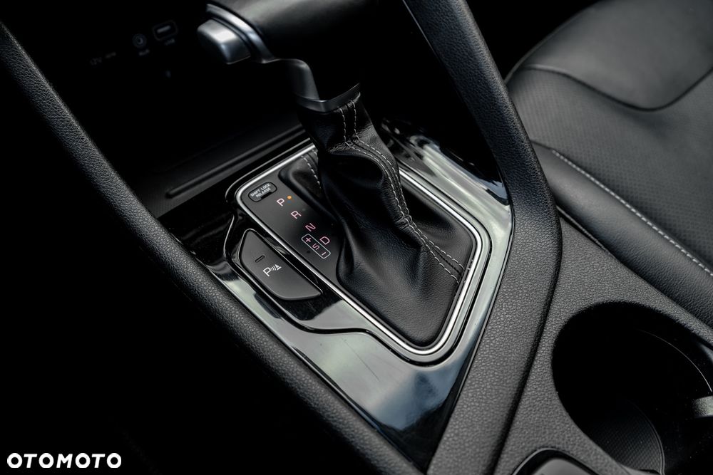 Kia Niro 1.6 GDI Hybrid XL - 33