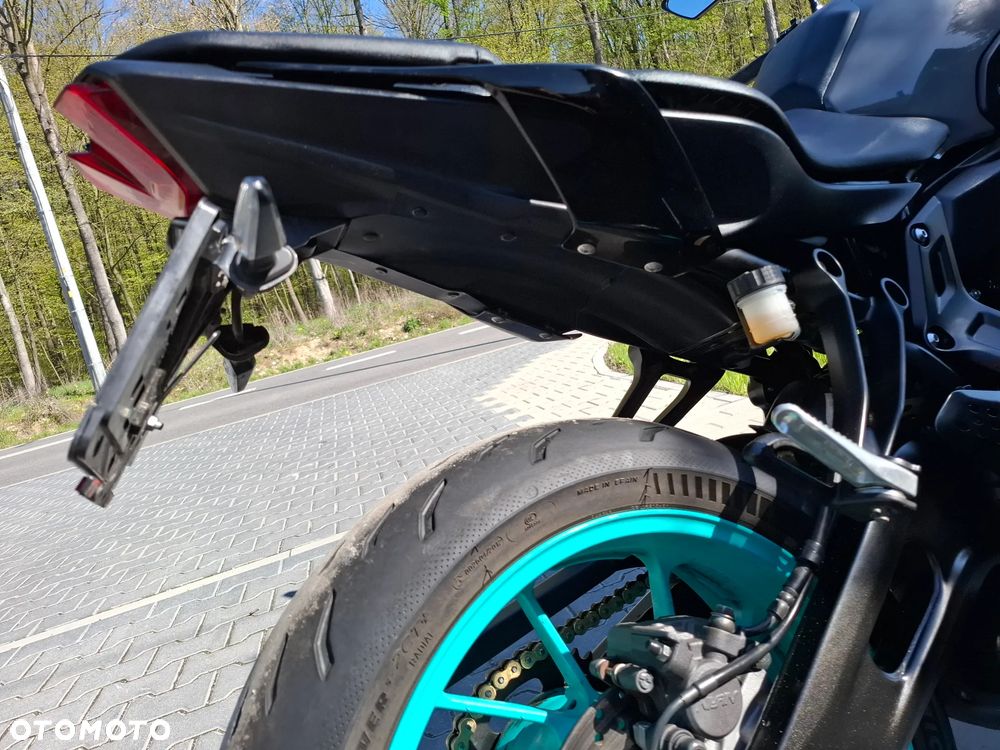 Yamaha MT - 16