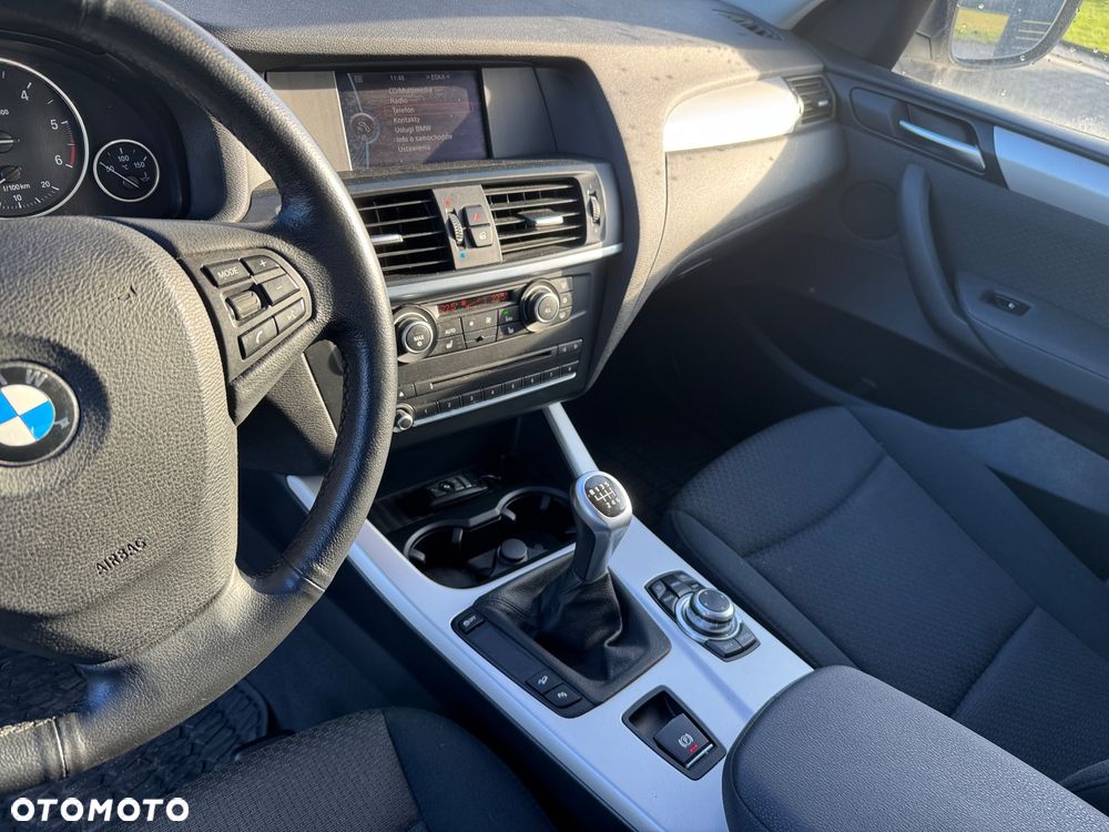 BMW X3 xDrive20d - 23