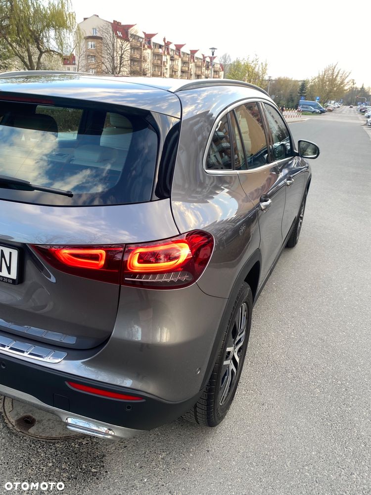 Mercedes-Benz GLA 200 - 6