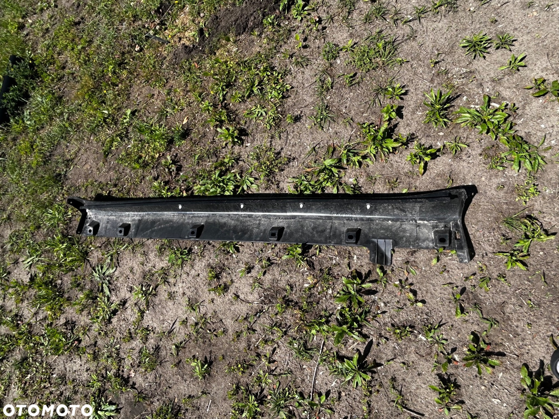 Listwa progowa prawa Suzuki VITARA 3 III 77231-54P0 - 2