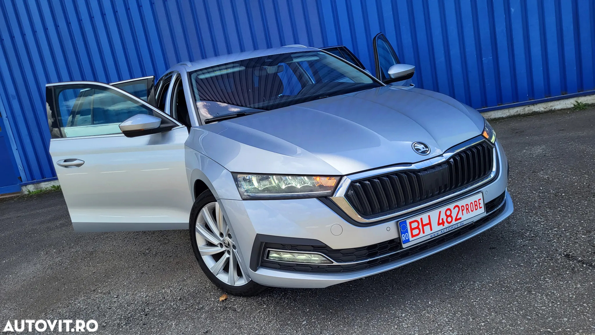 Skoda Octavia Combi 2.0 TDI 4x4 DSG Style - 6