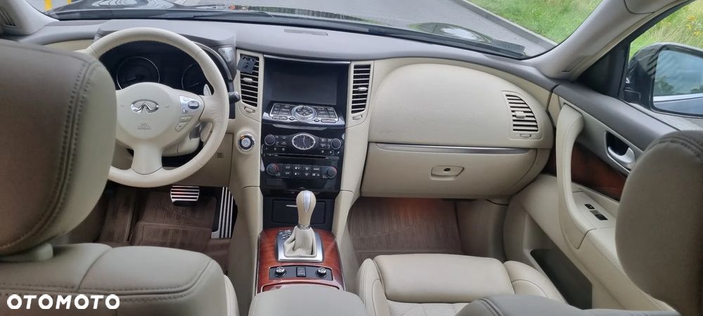 Infiniti FX FX30d S - 15