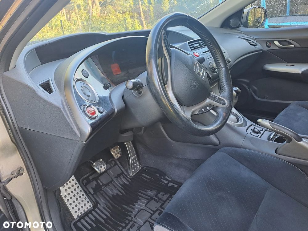 Honda Civic 2.2i-CTDi Comfort - 8