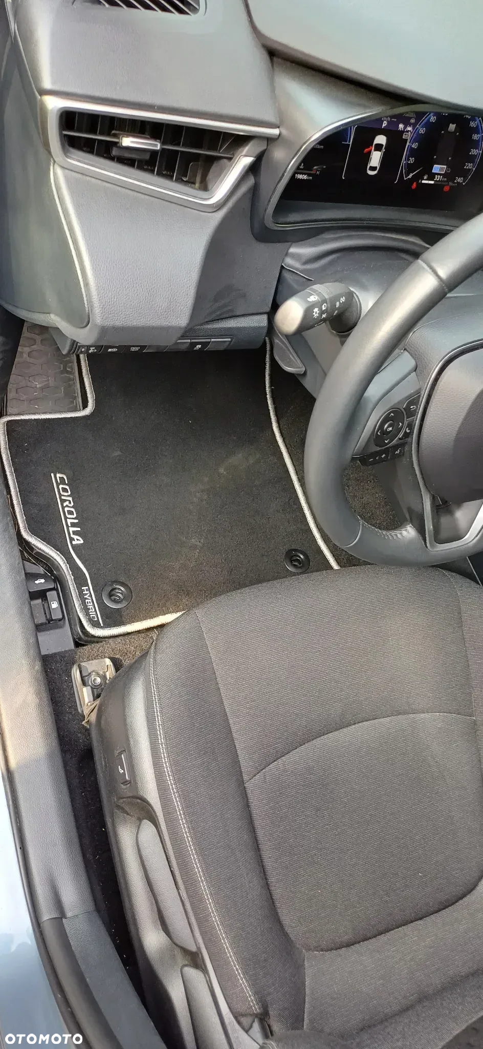 Toyota Corolla - 10