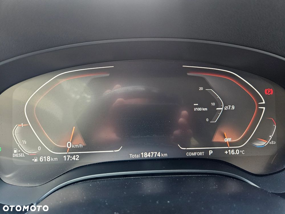 BMW Seria 5 530d xDrive mHEV Luxury Line - 15