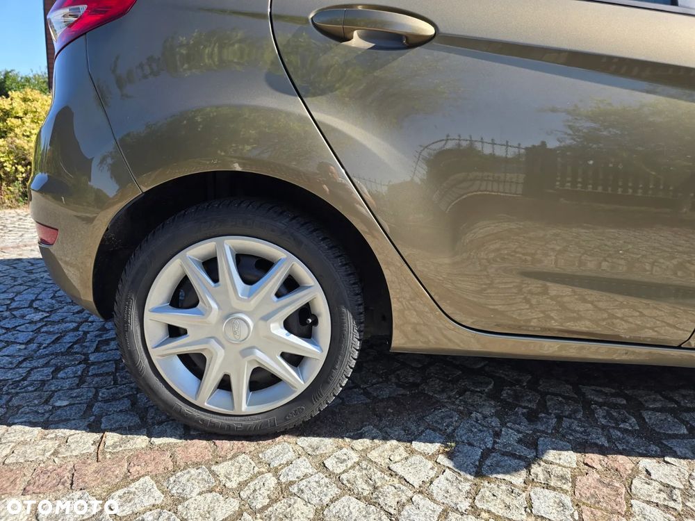 Ford Fiesta 1.25 Gold X EU5 - 14