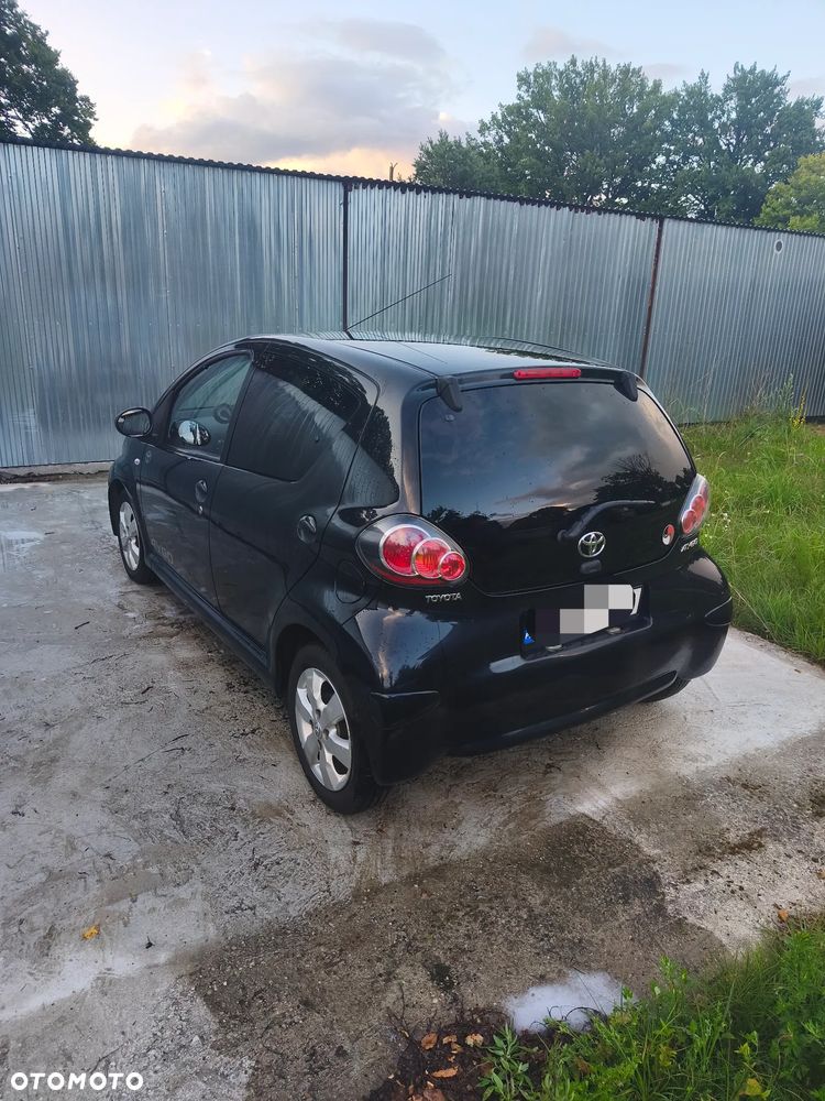 Toyota Aygo - 8
